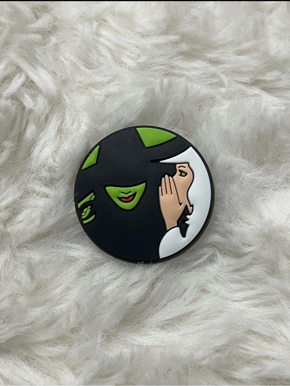 Wicked Croc Charm - Picture 1 of 1